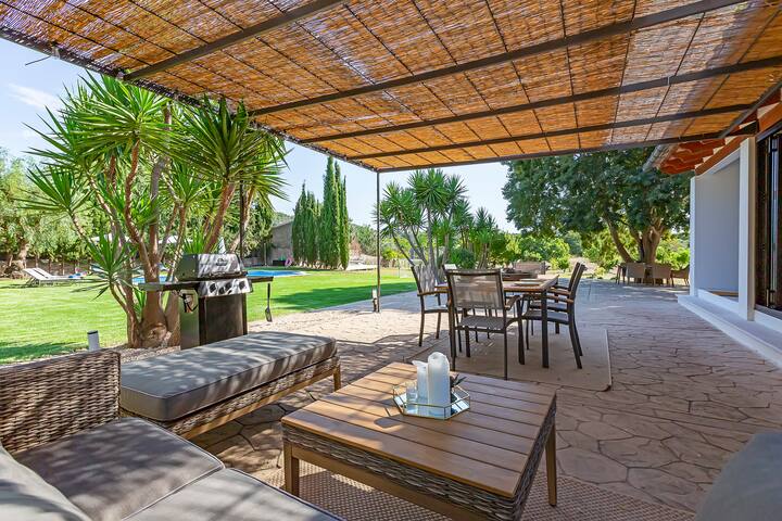 Sa Viña- stunning villa with a private land & pool gallery image 3