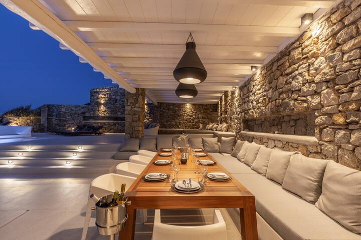 Mykonos Actor’s Villa. 3 bedrooms, private pool. gallery image 3