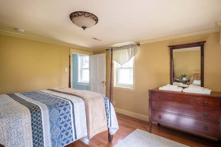 Bedroom 5