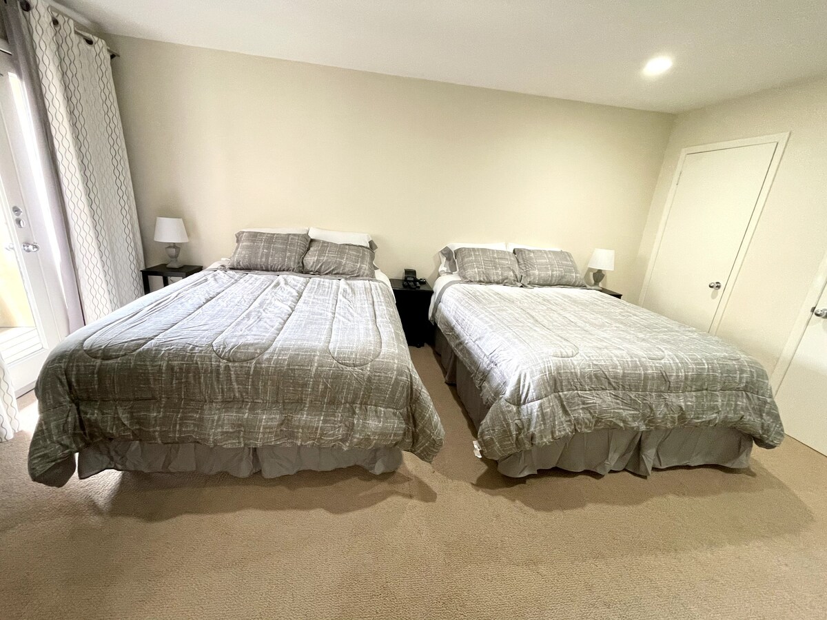 Downtown/Whole Foods HQ - Executive Road Suite