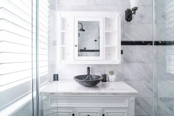 Water Front 6 Bedrooms The Rocks 2 Apartments #34 gallery image 5