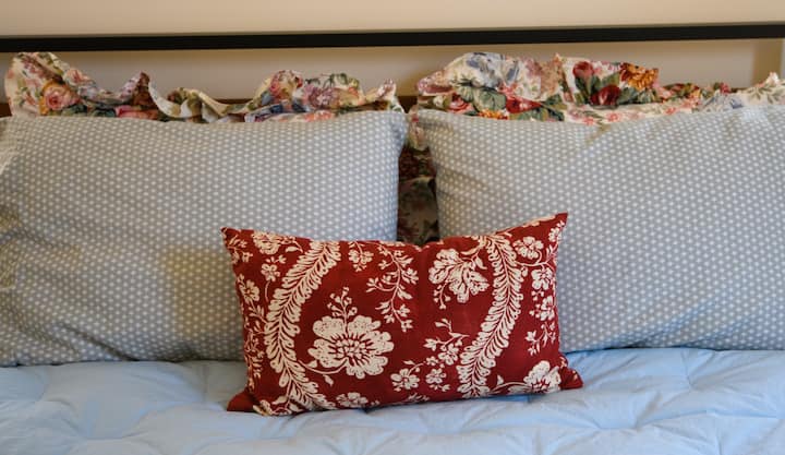 Მშვიდი დასაძინებელი ადგილი. Quietude.com