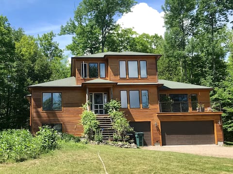 Top performing Airbnb: Saranac Escape in Saranac Lake