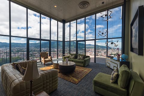 Coffee-Inspired Studio with Sky Bar & City Views