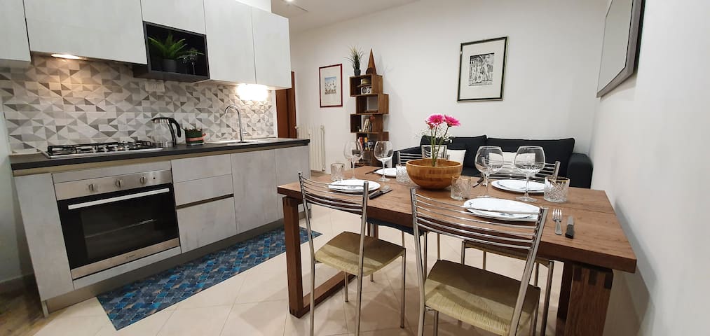 Trastevere Courtyard Design apt