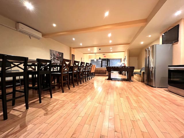 A1~Loft with Games~Gathering 20+ppl~100 Walk Score