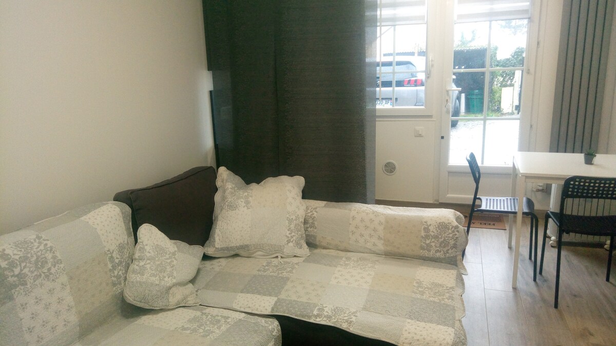 Top performing Airbnb: Place Valérie in Saint Germain En Laye