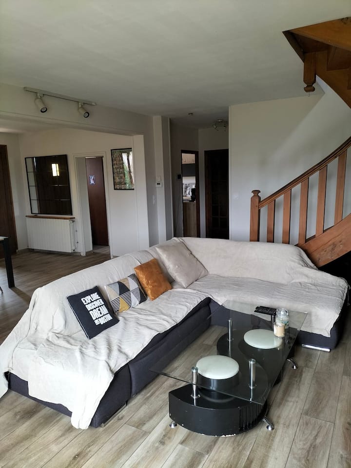 Chambre Avec Salle De Bain Privative - Lannemezan