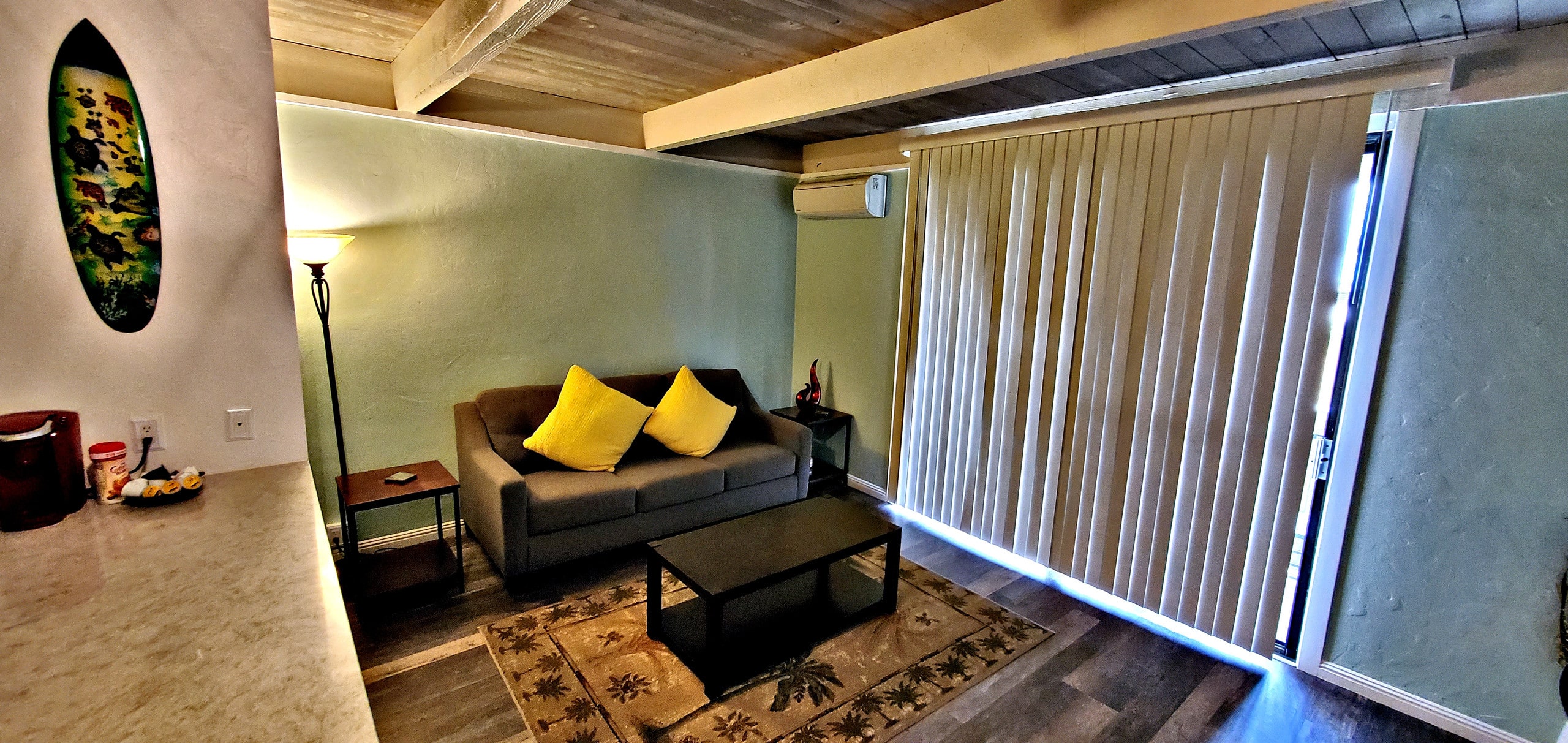 Condo in Kailua-Kona · ★4.95 · 1 bedroom · 2 beds · 1 private bath - Image 3