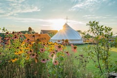 Shaka+Belgium+between+Bruges+and+Ghent+-+Tipi