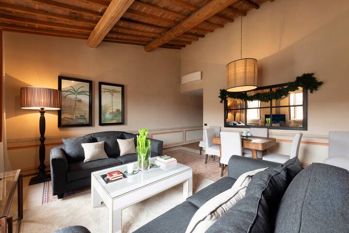 Top Floor Jewel in Florence
