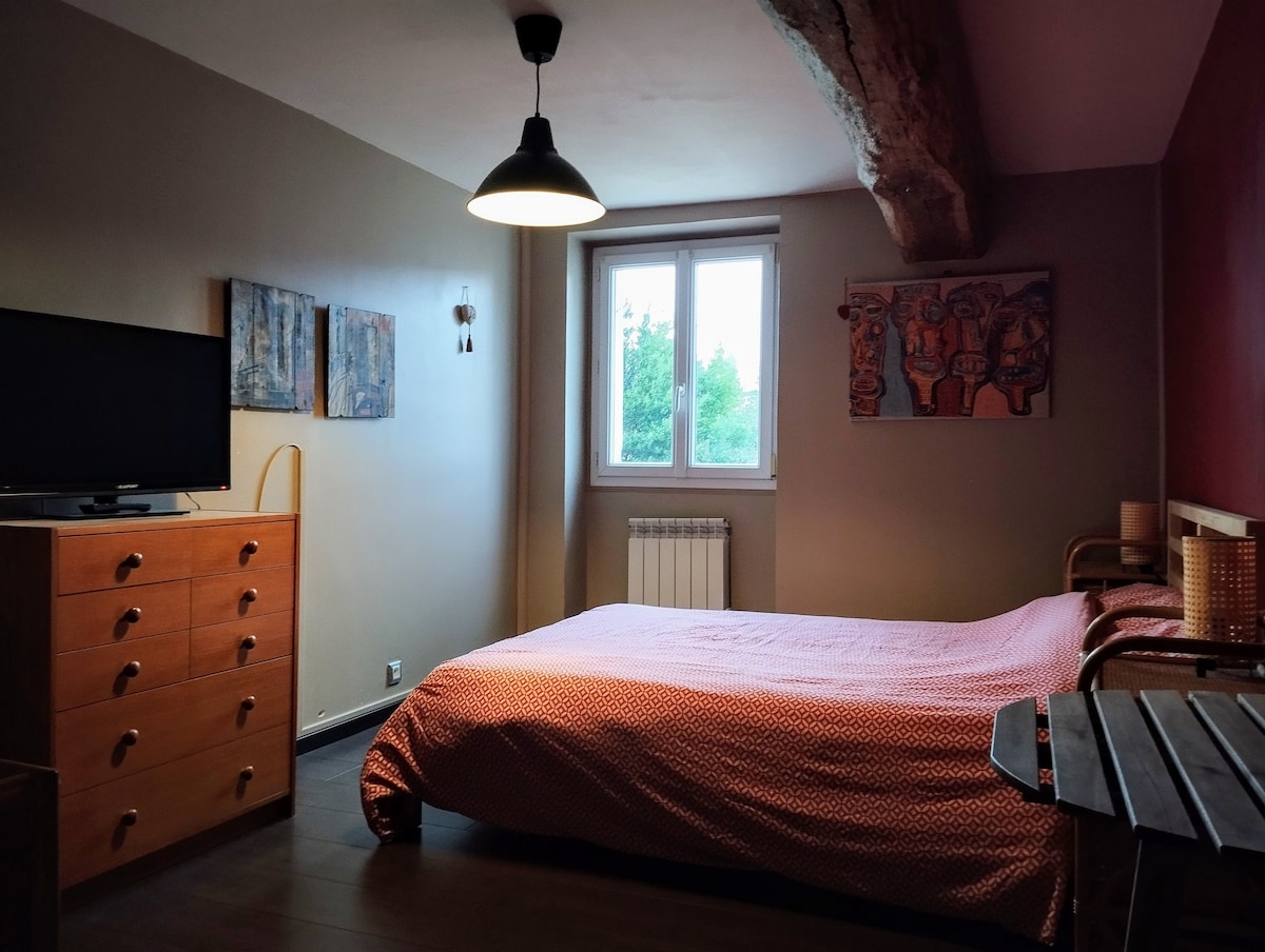 საძინებელი 2