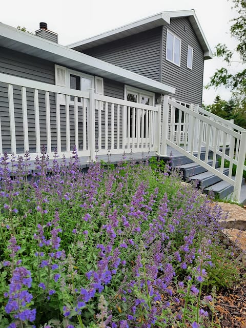 The Cedars on Lilly Bay