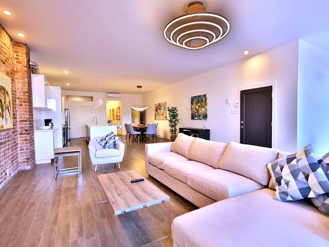 Deluxe 3 bedroom Condo♥Old Port♥Private terrace