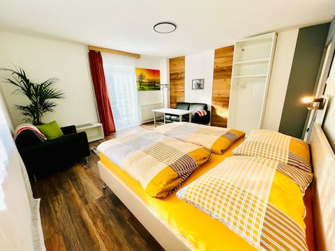 Popular Airbnb listing: Charming apartment in the middle of the Alps I in Bruck An Der Großglocknerstraße