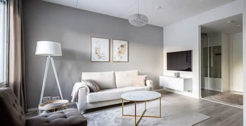 Bright apartment in the heart of Sandbanks