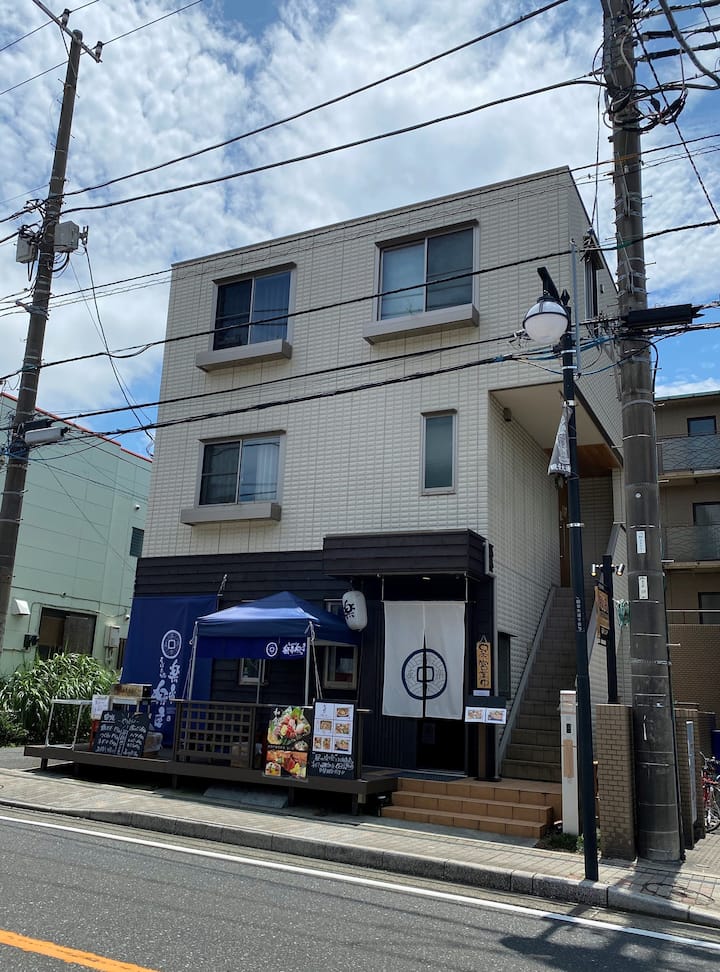 Kamakura Yuigahama Beach Vacation Rentals & Homes Yuigahama, Kamakura