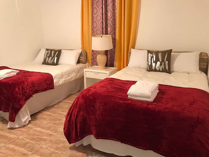 Henry’s cottage Apartments for Rent in Upper Prince's Quarter, Sint