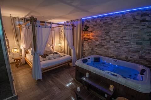 Ô Cocon Spa® - Loft with indoor spa & garden
