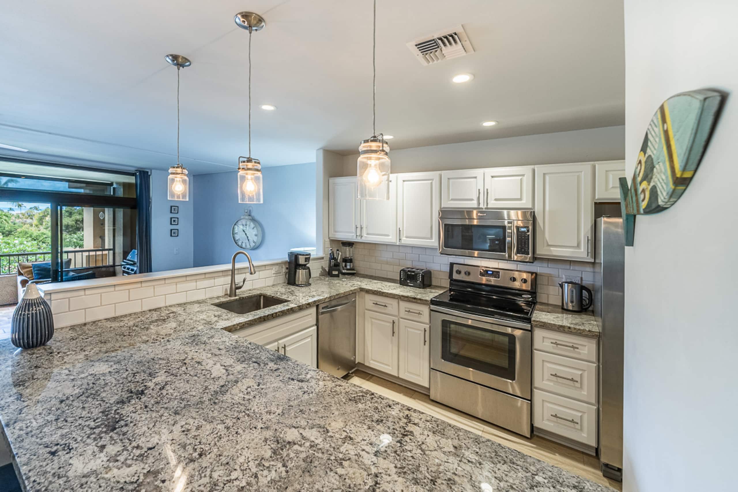 Condo in Lahaina · ★4.85 · 2 bedrooms · 3 beds · 2 baths - Image 12