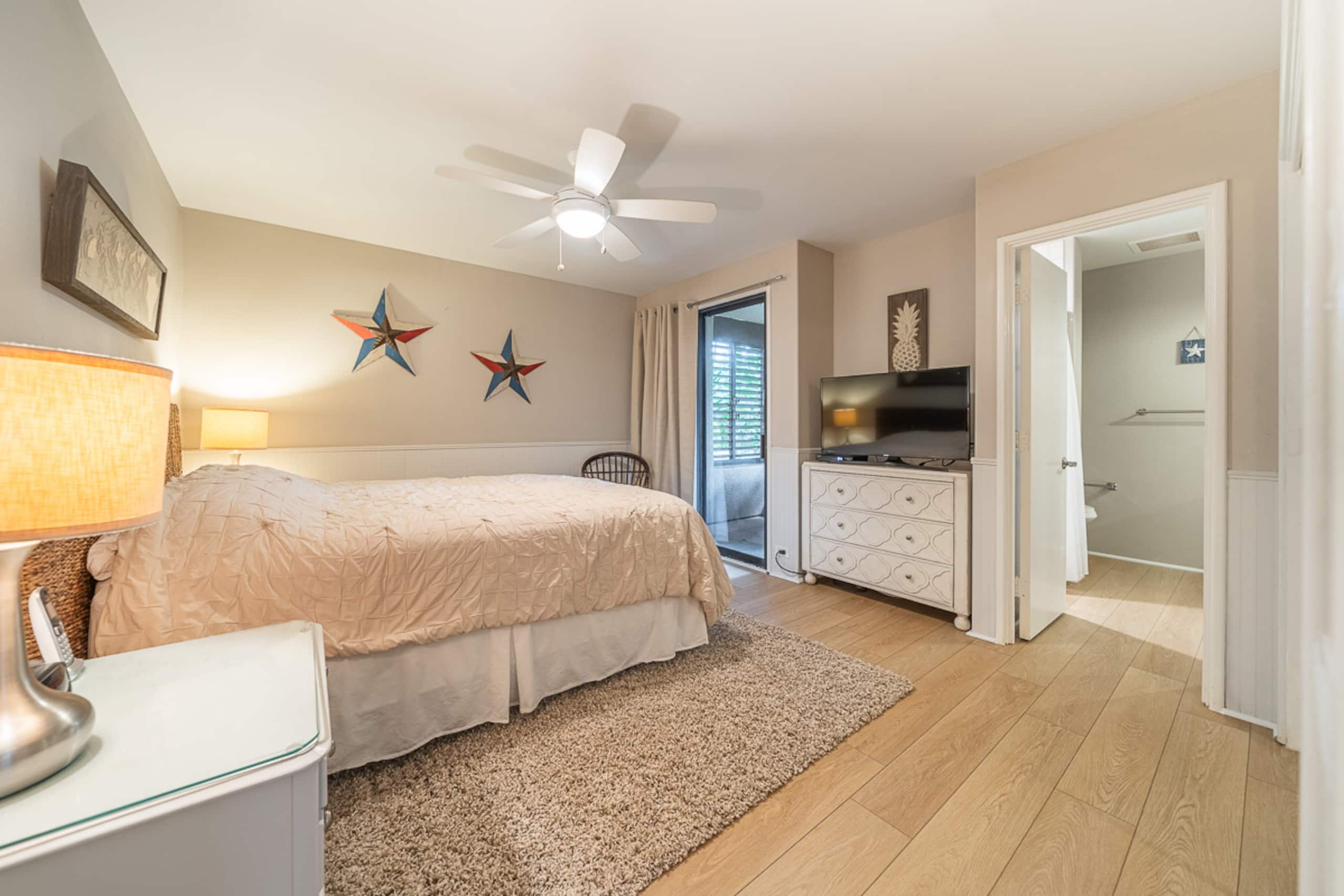 Condo in Lahaina · ★4.85 · 2 bedrooms · 3 beds · 2 baths - Image 27