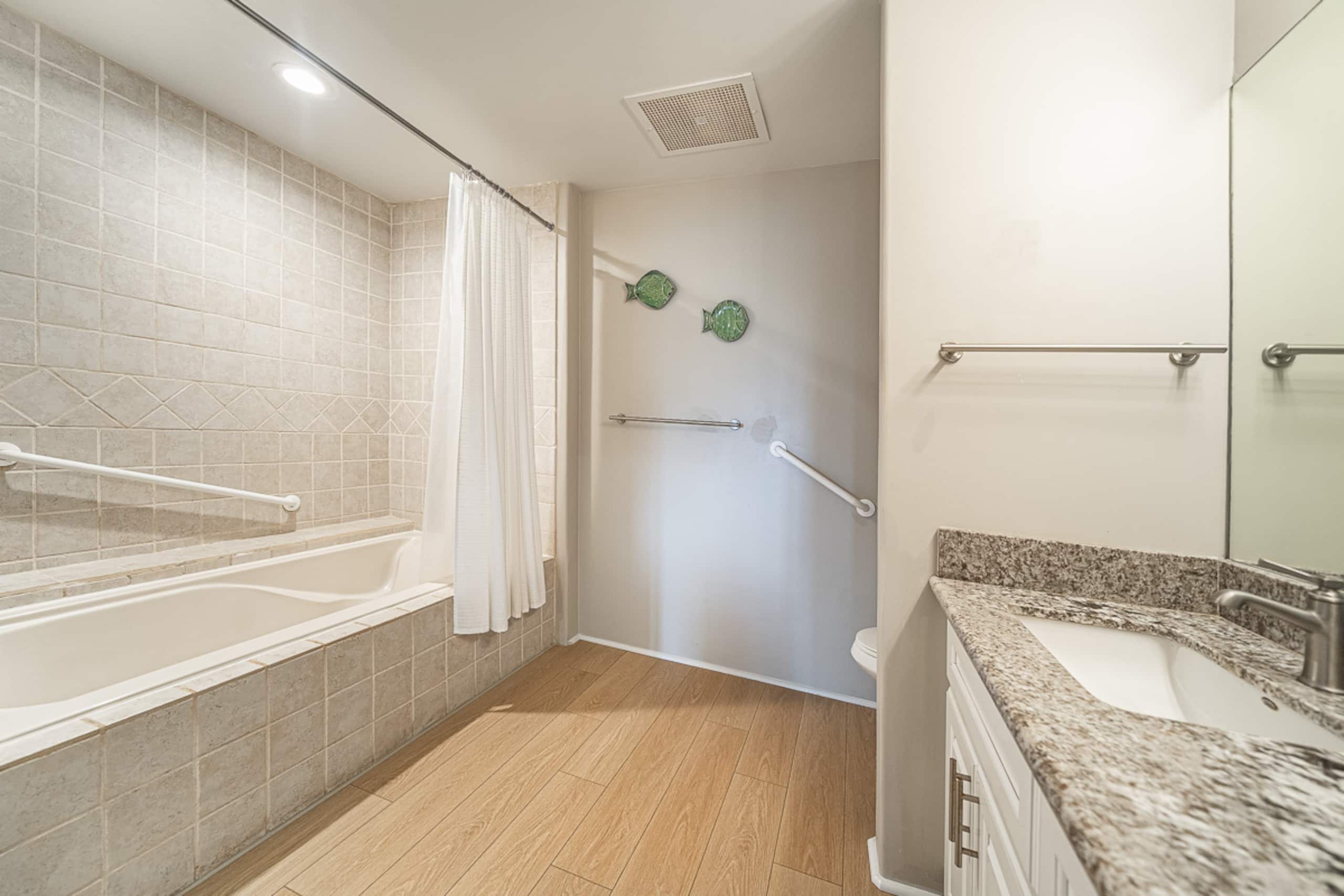 Condo in Lahaina · ★4.85 · 2 bedrooms · 3 beds · 2 baths - Image 30