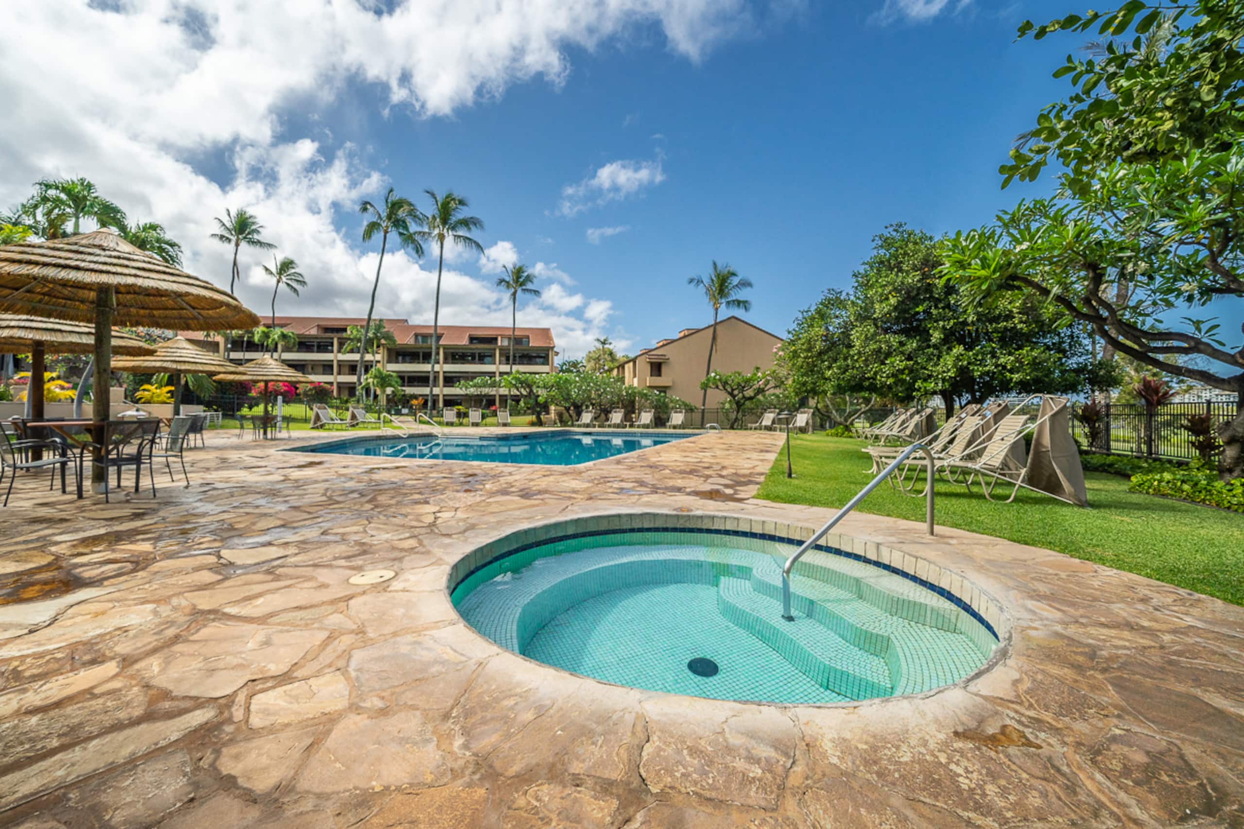 Condo in Lahaina · ★4.85 · 2 bedrooms · 3 beds · 2 baths - Image 43