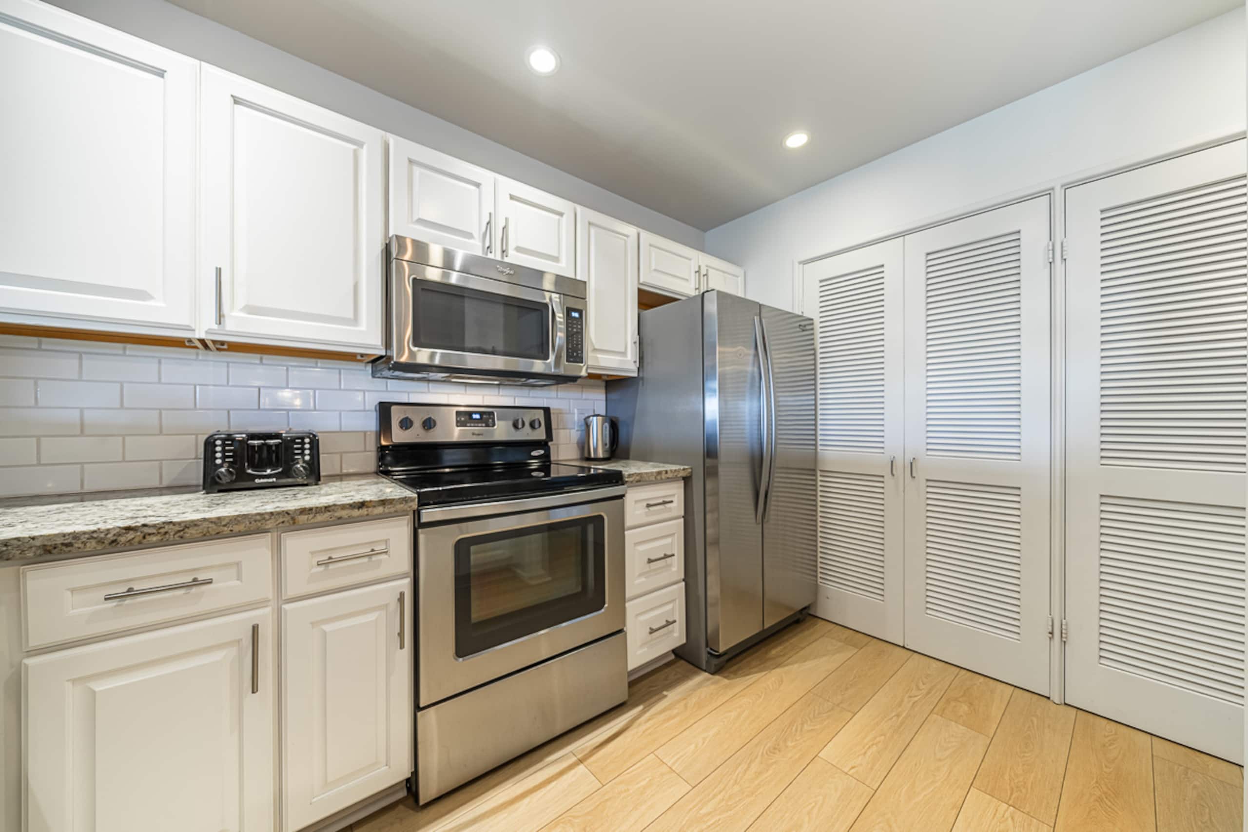 Condo in Lahaina · ★4.85 · 2 bedrooms · 3 beds · 2 baths - Image 15