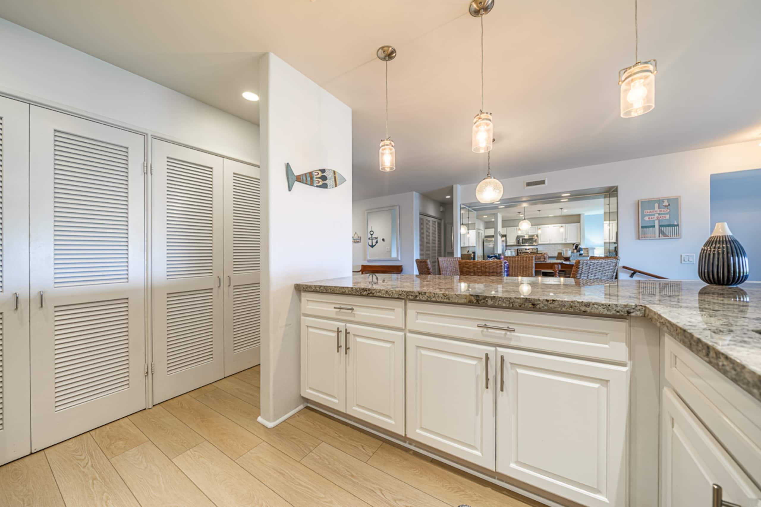 Condo in Lahaina · ★4.85 · 2 bedrooms · 3 beds · 2 baths - Image 16