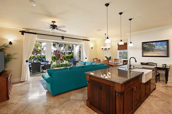 Beautiful Ground Floor Condo with AC -Unit C111