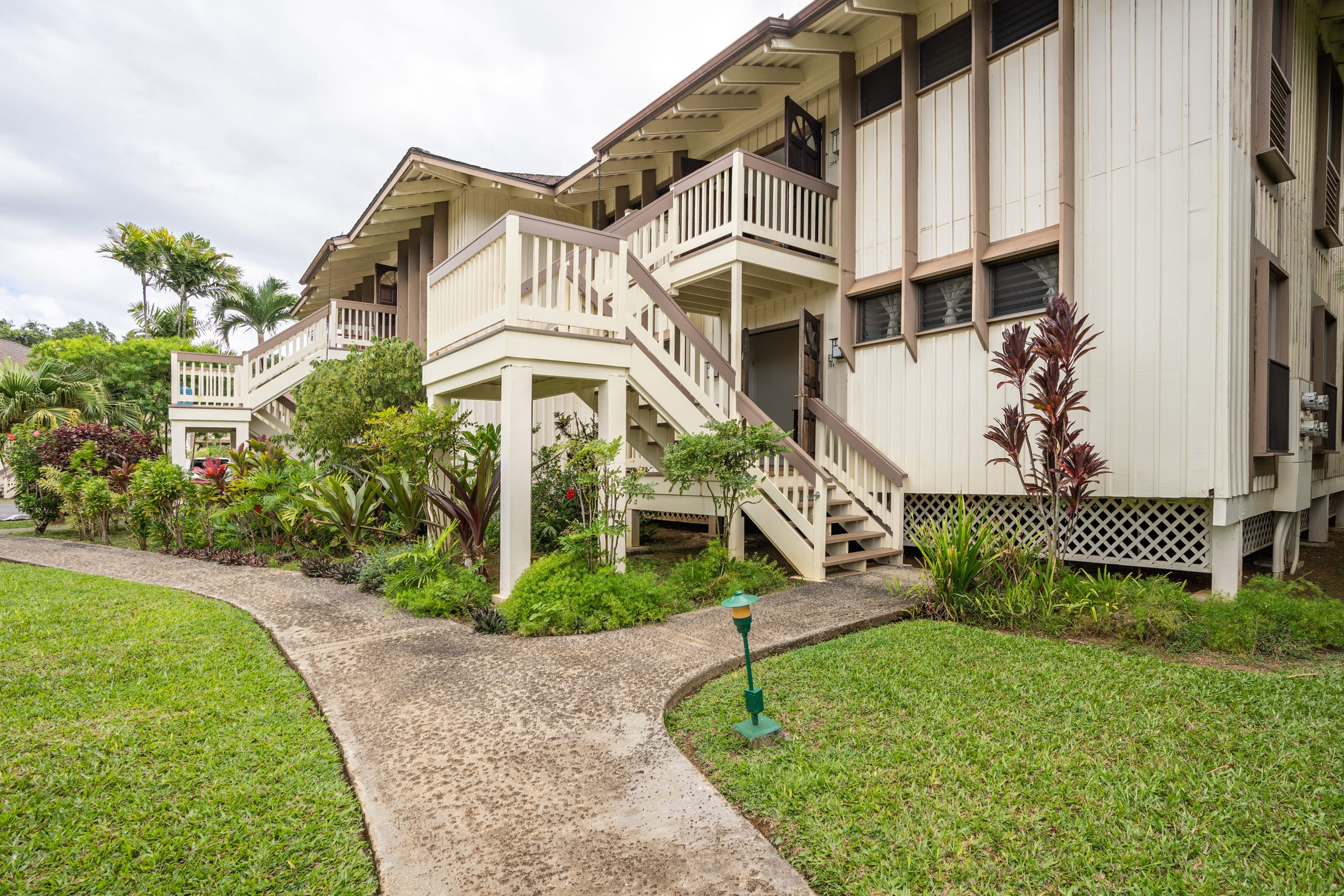Condo in Princeville · ★4.88 · 1 bedroom · 2 beds · 1 private bath - Image 14