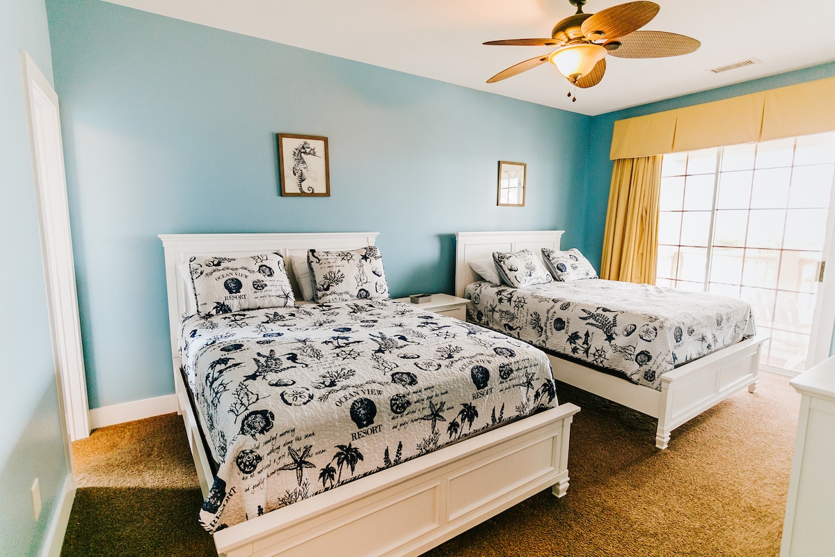 2nd floor 2 queen bedroom