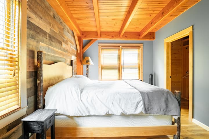 Master Bedroom on the main floor with a nicely designed walk-in closet. 