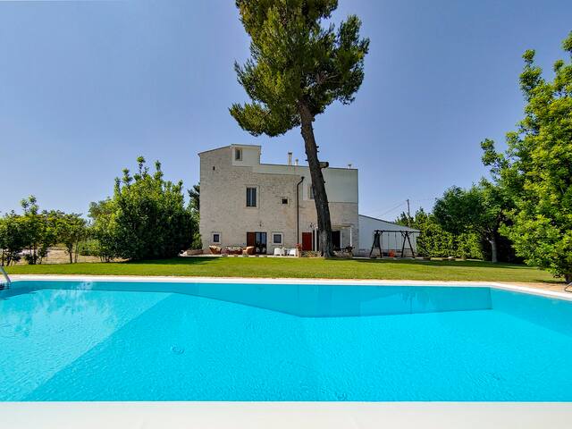 Casale Lillina: villa with private pool in Apulia gallery image 4