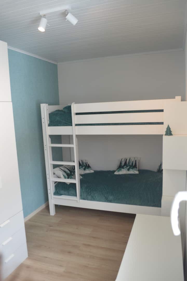 spálňa 3 dve lôžka 90*190