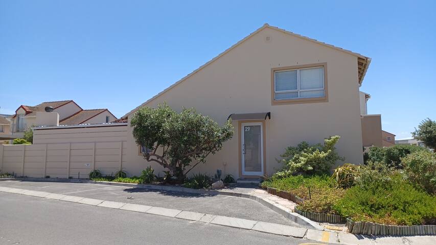 Mylovelyhome.Capetown gallery image 2