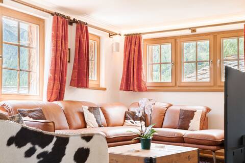 Top performing Airbnb: Chalet Ulysse Charming and Cosy for 8 guests in Zermatt