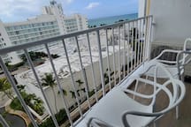 Cozy Oceanview Studio Isla Verde with Parking and Pool in Carolina, PR
