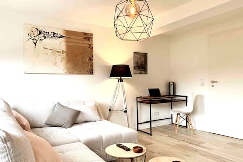 AR Apartments |4 People|Prime |Kitchen |WLAN |Office