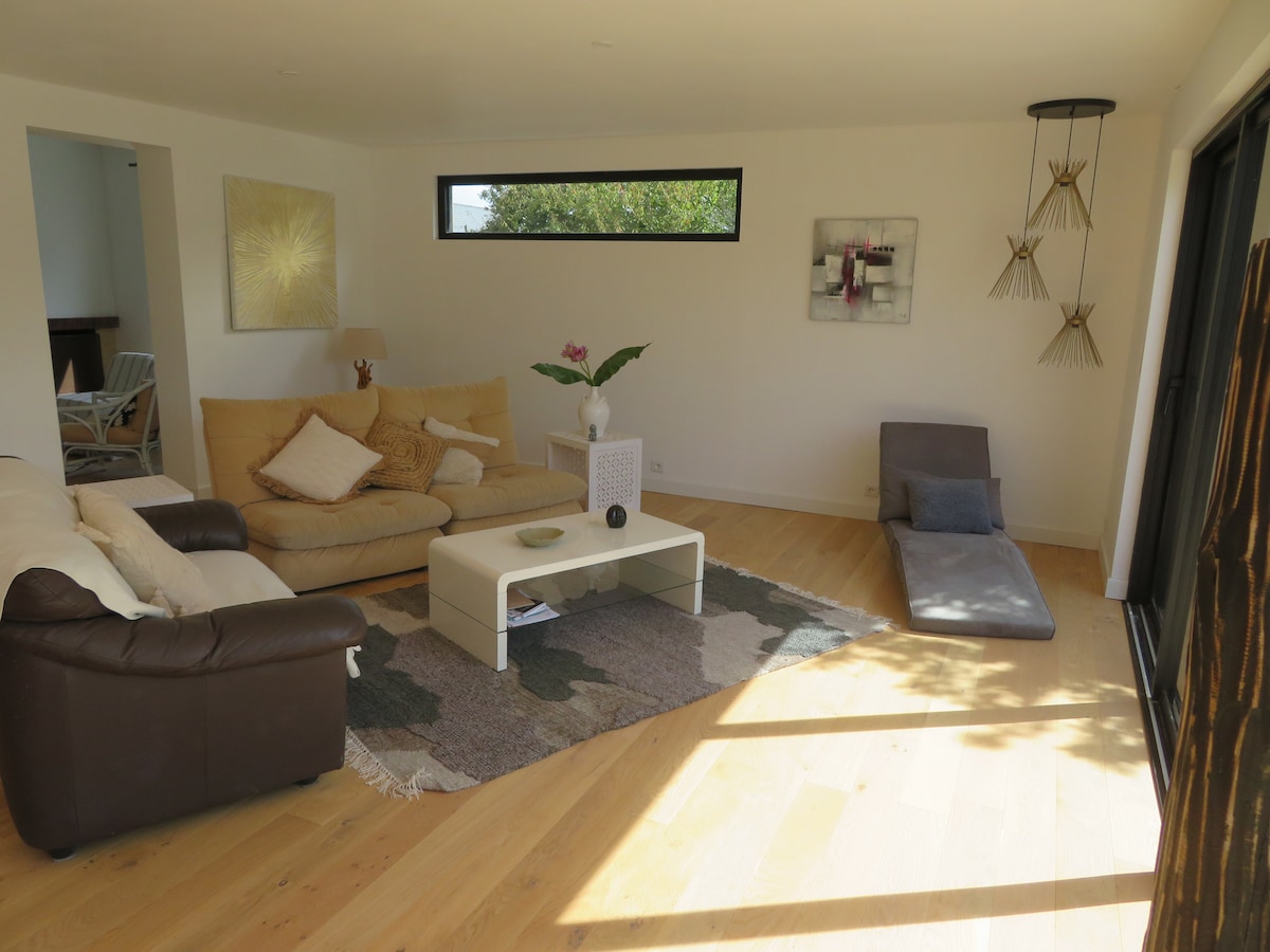 Top performing Airbnb: Holiday home in St Pierre Quiberon in Saint Pierre Quiberon