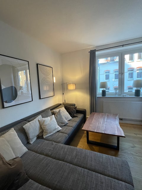 Top Airbnb: Cozy Apartment in Hanover Döhren in Wülfel