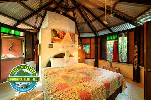 Cocoa Cottage - Honeymoon Suite