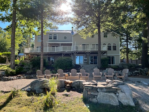 The Lightship-Moose Pond&Pleasant Mtn • Sleeps 30!