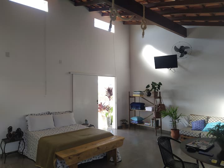 Room for a couple with a table for home office, internet and smart TV