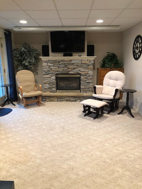 Basement Suite-Perfect for your Penn State visit!