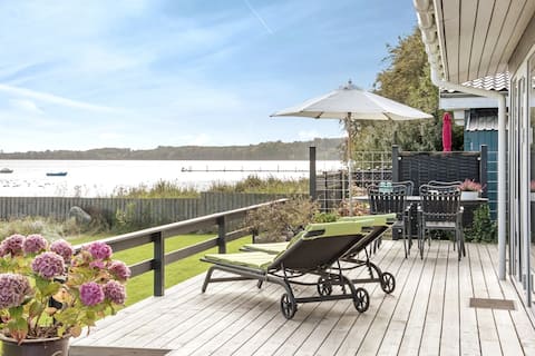 ***** exclusive vacation home with panoramic views