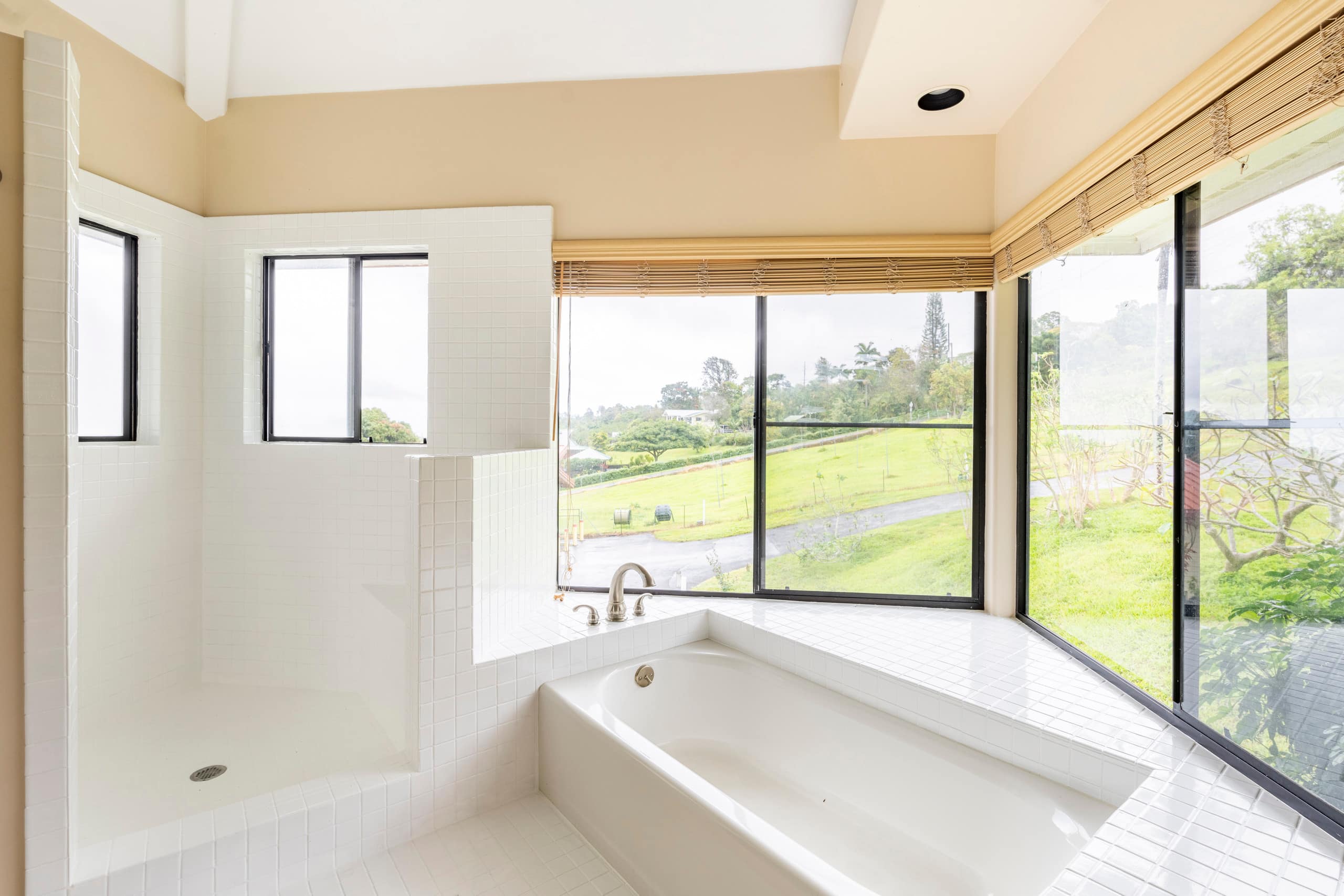 Oceanview High End Luxury Villa with Pool & Spa - Photo 27