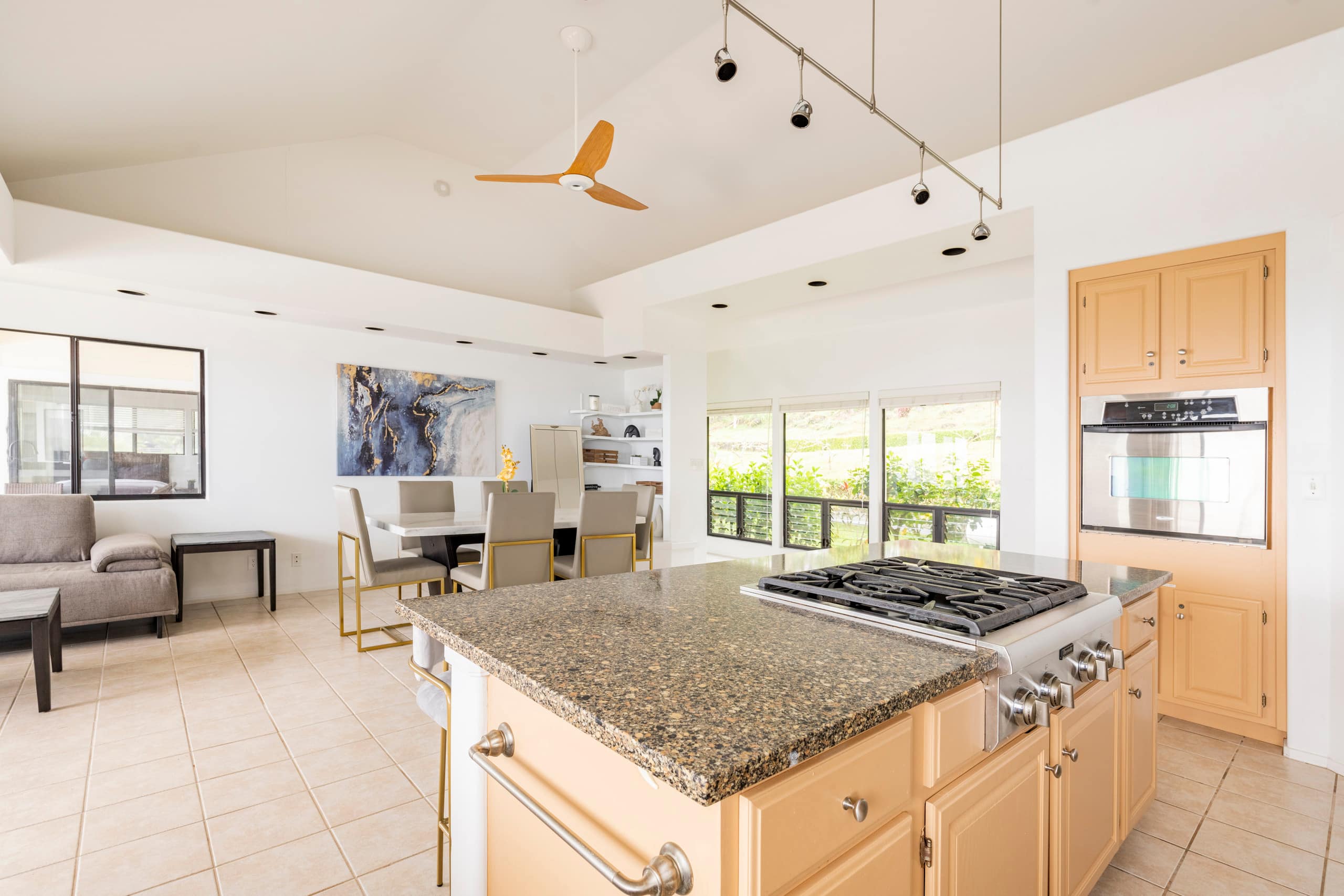 Oceanview High End Luxury Villa with Pool & Spa - Photo 5