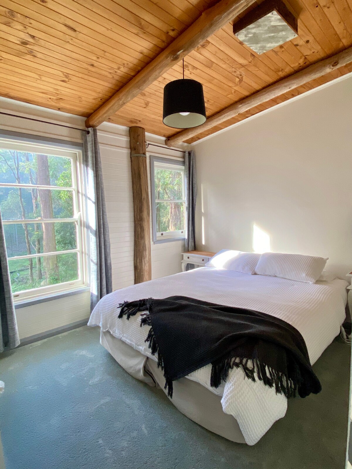 غرفة النوم الرئيسية 