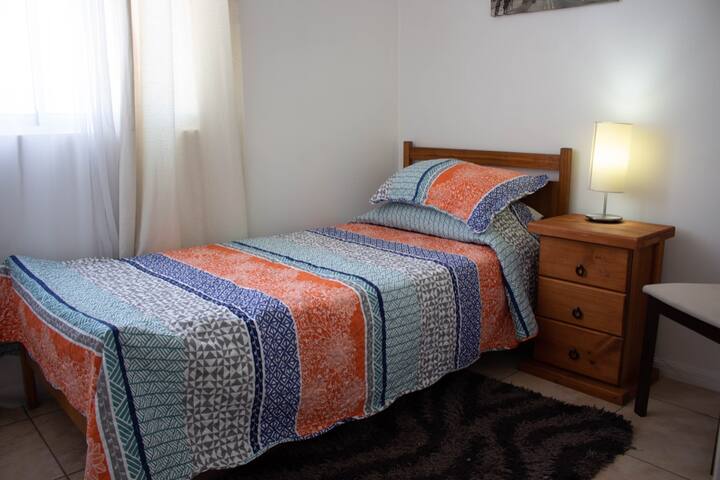 troisième chambre. 1 lit.